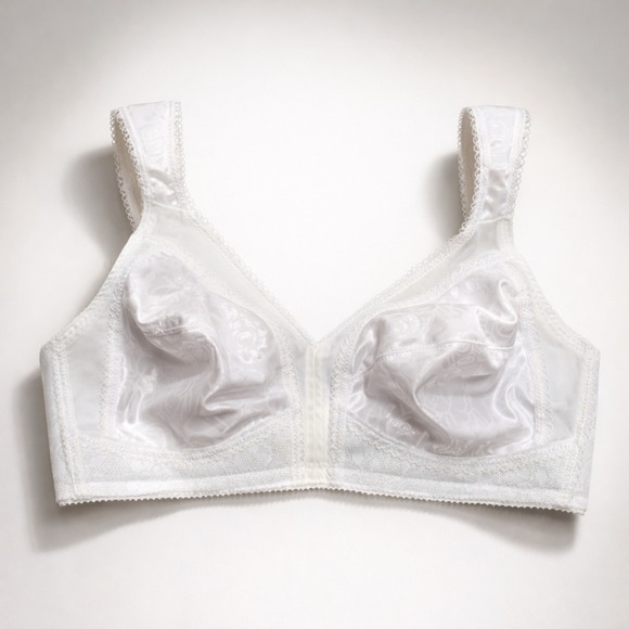 Playtex Other - Lot of 2 Playtex 18 Hour Wireless Bra White Floral Lace Support 36B